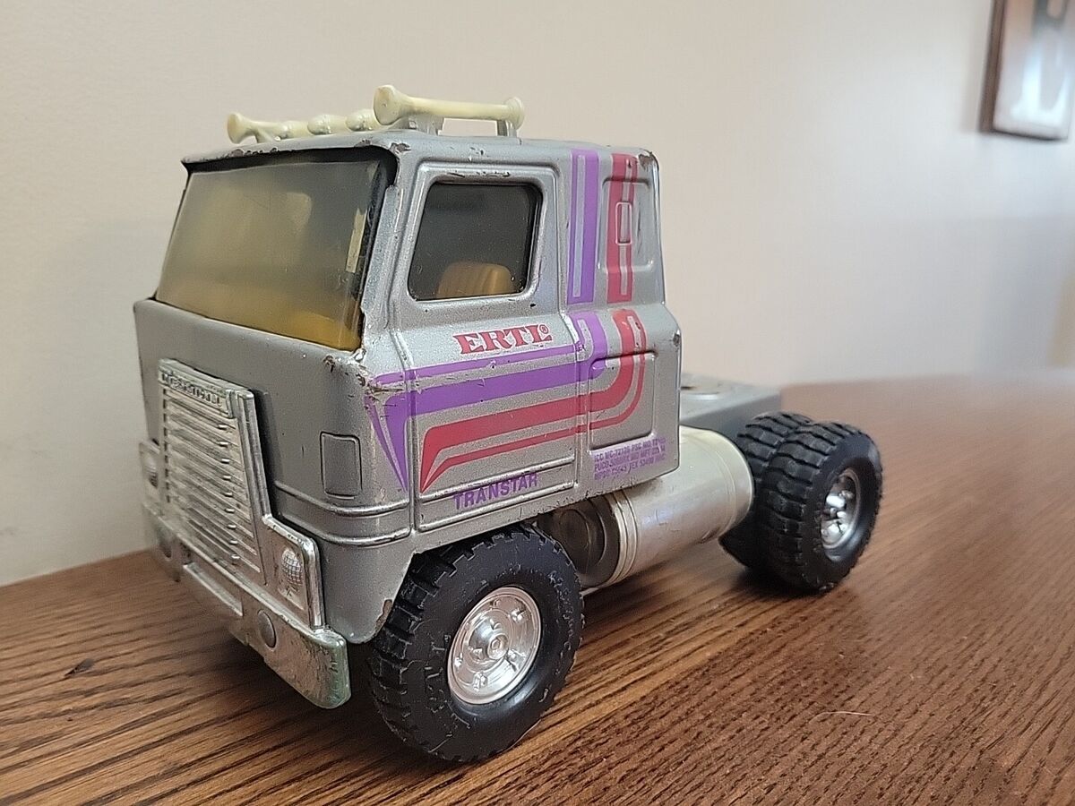 Ertl 1970 Year of Manufacture Vintage Manufacture Diecast Ertl 1970 Year of Manufacture Vintage Manufacture Diecast