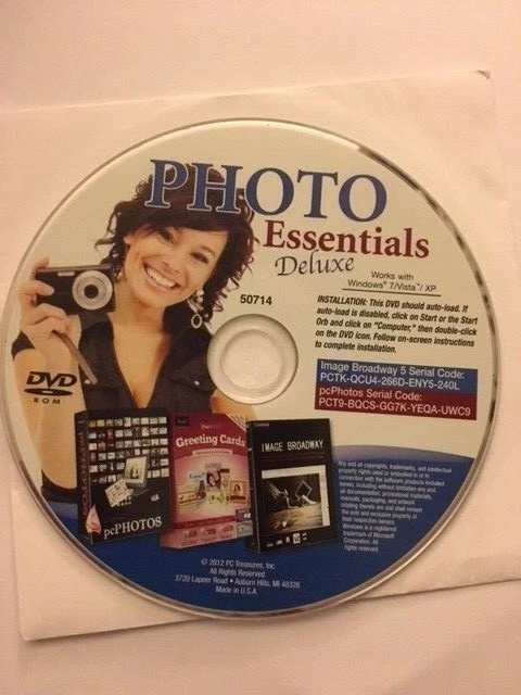 PHOTO ESSENTIALS  DELUXE VERSION 3.0 Digital Photo Studio NEW DVD - Image 1 of 1