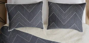 INK+IVY Pomona 2 Piece Embroidered Cotton King Pillow Sham Set Navy - Picture 1 of 4