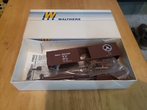 HO Walthers 40' DS Wood Boxcar Dreadnaught Ends Great Northern GN 932-2005 9274 - Picture 1 of 2