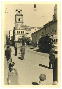 Orig. Foto Strassenbahn Bevölkerung bei Kirche in NEAPEL Napoli Italien 1942 - Picture 1 of 1