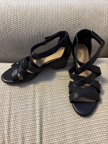 Collezione by Clarks Lorene Pop sandali neri con cinturino in pelle tacco donna 8 M