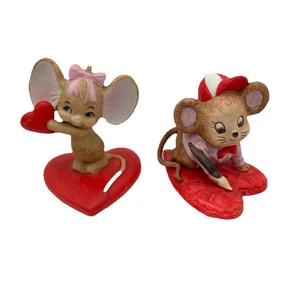 Lefton Ratones San Valentín Estatuilla Cerámica Par Corazones 02230 10120 Pintado a Mano De Colección - Imagen 1 de 17