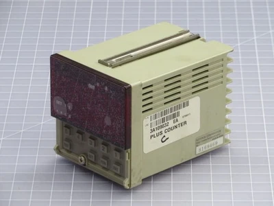 CONTADOR ELECTRÓNICO PREESTABLECIDO KEYENCE RC2-22 T261026 Foto 1 de 3