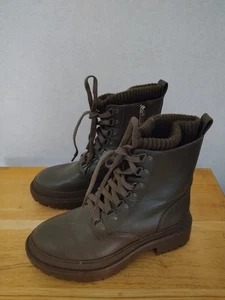 Jennifer Lopez Combat Boots Lace Up Side Zipper Size 6 Hunter Green - Picture 1 of 8