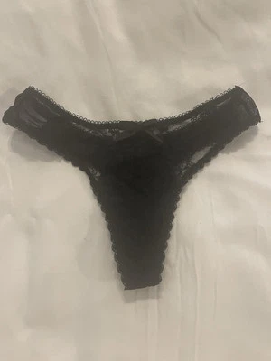 PANTY ENCAJE ELÁSTICO NEGRO DE ROSY MARCA ITALIANA TALLA S Foto 1 de 4