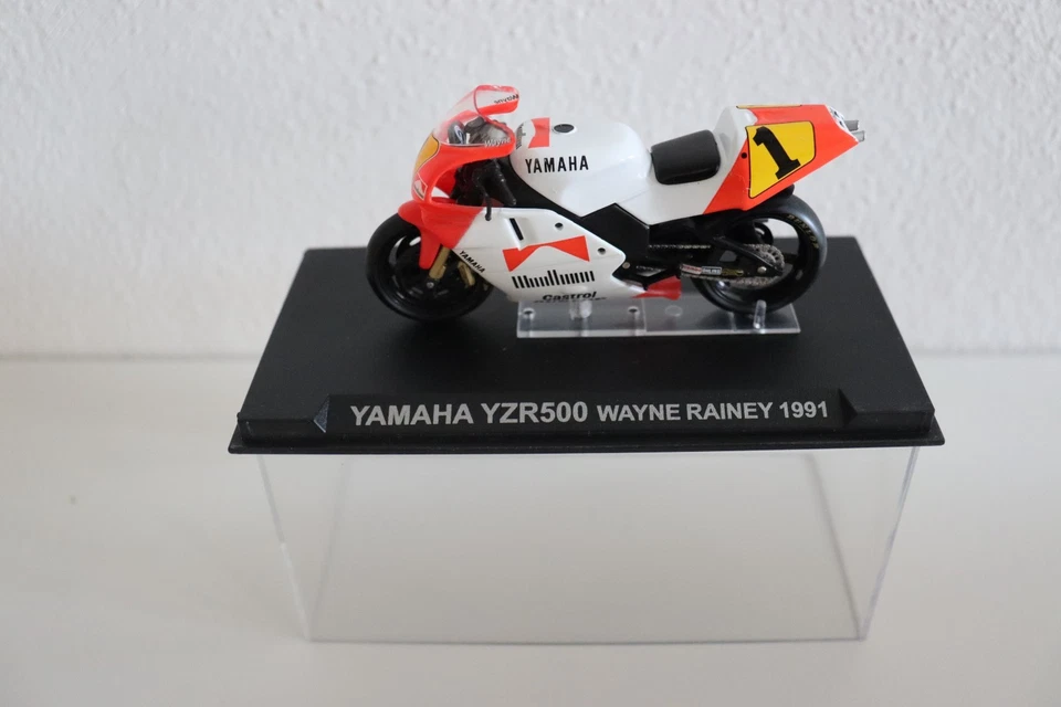  Moto Yamaha YZR500 Wayne Rainey 1991  Scala 1/24 MotoGP - Immagine 1 di 1