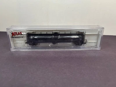 Atlas 37002 33,000 GAL TANK CAR ACFX #17439 N Scale Train - Image 1 of 4