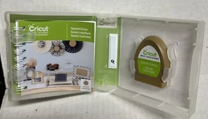 Cricut Splendide Serite Creazione Carte 47 Progetti. Nuovo. Scatola aperta - Foto 1 di 9