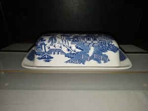 Churchill Blue Willow Butter Dish With Lid Made in Staffordshire England EUC - Picture 1 of 7