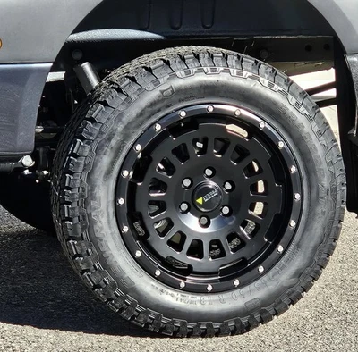 Twin Monotube 8,5x18 Felgen DB Sprinter 4x4 265/60R18 General Grabber AT 3 RDK - Bild 1 von 4