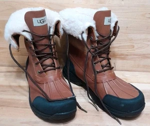 UGG "VIBRAM" WATERPROOF Stiefel Gr. 9 Schnürstiefel ERDE Leder SCHAFWOLLE GEFÜTTERT NEU! - Bild 1 von 7