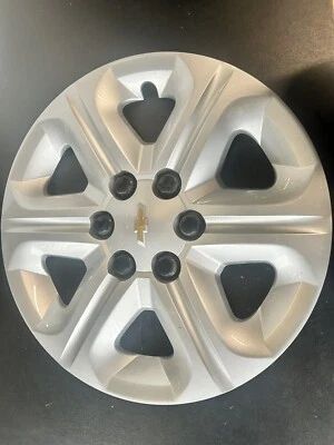 Juego de cuatro tapacubos tapacubos Chevrolet Traverse 2009-2013 17" OEM 9597564   Foto 1 de 4