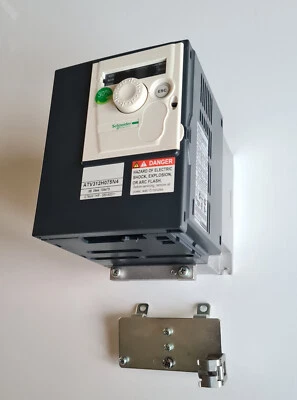 VARIATEUR de vitesse Schneider ATV312H075N4 / 0,75kW Triphasé * Très bon état * - Photo 1/3