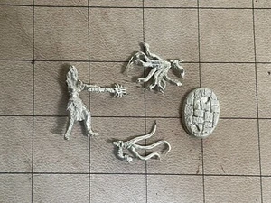 Clavidrea (Eclavdra) Drow Sacerdotess - Miniatura Dimensiones Fracturadas - Fuera de existencia - Imagen 1 de 1