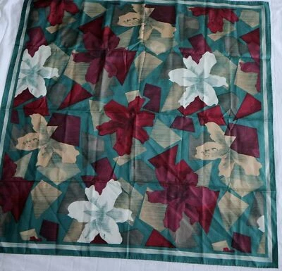 Bufanda cuadrada de seda tailandesa JIM THOMPSON verde azulado/multiimpresión 34 X 34 EXC Foto 1 de 4