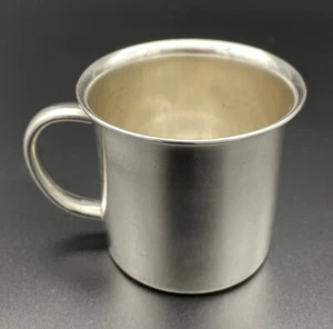 Sterling Silver Childs / Baby Cup Lamb Decoration Poole No Monogram - Picture 1 of 11