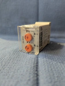 CROUZET OL1R10 SEPTIC PANEL TIMER CONTROLLER - NEW - Picture 1 of 3