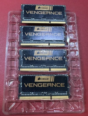 Corsair Vengeance 32GB (4x8GB) RAM PC3-12800 DDR3 1600 CMSX16GX3M2A1600C10 - Image 1 of 2