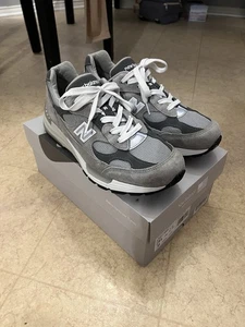 Größe 8,5 - New Balance 992 Made in USA 2025 grau - Bild 1 von 9