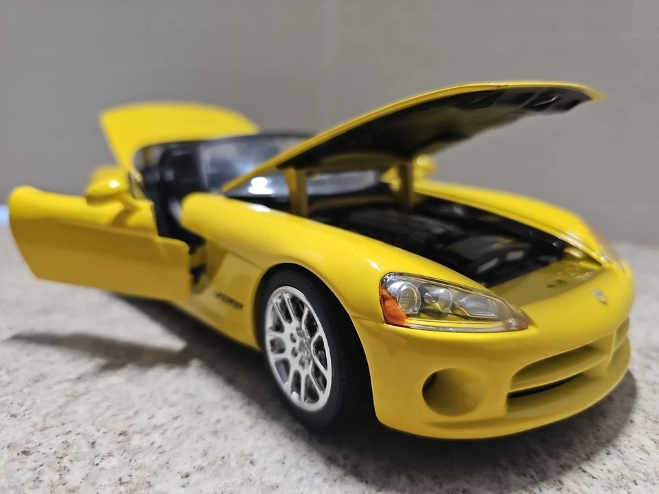 Dodge Viper SRT-10 2001 Ertl Fast & Furious 1:18 coche fundido a presión suelto, sin caja  Foto 1 de 4