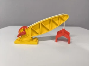 LEGO Duplo brazo de grúa amarillo pinza cuerda vintage años 80 pieza de repuesto EXCELENTE - Imagen 1 de 1