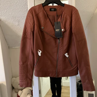 Chaqueta de cuero sintético SOLO  Foto 1 de 4