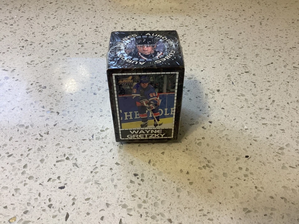 Wayne Gretzky 1998-99 Pacific Aurora Cubes #12 - Image 1 of 4