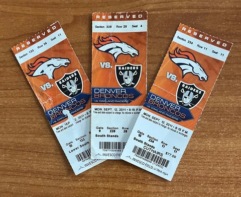 (3) VON MILLER DEBUT - 2011 NFL RAIDERS @ DENVER BRONCOS FULL FOOTBALL TICKETS Cover