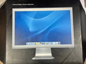 Apple A1081 20" Cinema Display LCD WIDESCREEN Original packaging COMPLETE - Picture 1 of 6