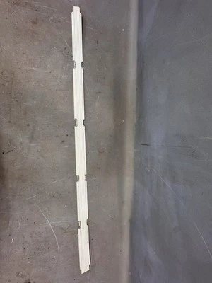 Ford Fairlane 500 XL 1963 2 puertas carrocería moldura lateral inserción acanalada OEM delantero Foto 1 de 4