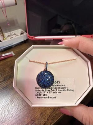 Fiesta de bombas Nk22043, reminiscencia iluminada por las estrellas, septiembre de 2025 zafiro oro rosa pltg Foto 1 de 4