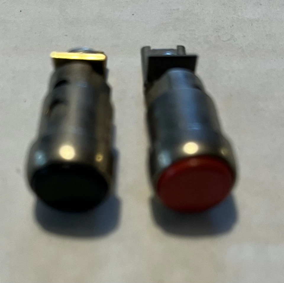 UN PAR DE TERMINALES DE ALTAVOZ JBL originales originales originales OEM de 4301b Foto 1 de 1