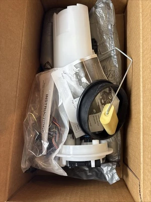 New GM 19177220/19369939 Fuel Pump 1998-2003 Blazer 1998-2001 Jimmy 4.3L - Image 1 of 2