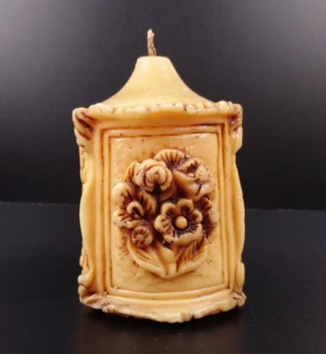 VTG 1970's Molded Flower Unscented Candle 6" - Un-burned - Image 1 of 4