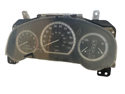 原始设备制造商 #8380008130 速度表仪表组适用于丰田 Sienna 2004 - 2005 — 第 1/4 张图片