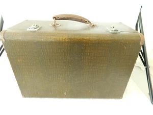 Vintage Singer Sewing Machine Carry Case ~ Faux Croc Skin ~ 1951 ~ 28K 128K - Picture 1 of 14