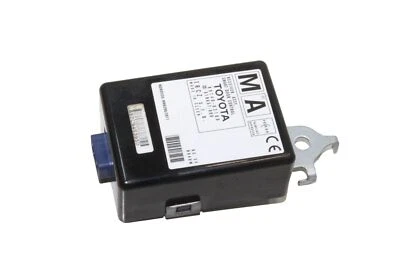 TOYOTA AURIS E18 89740-02100 61B657-000 Central Locking Control Unit 25255673 - Immagine 1 di 4