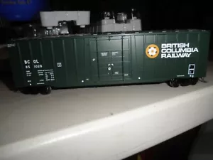 British Columbia NSC Plug door boxcar # 851028 - Bild 1 von 4