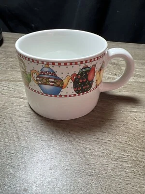 Taza vintage con patrón de té de la tarde Sakura | Mary Engelbreit en casa Foto 1 de 4