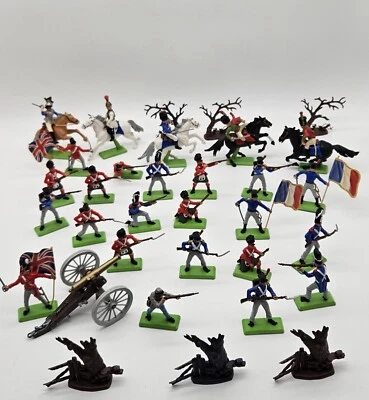 Britain's Ltd Deetail Calvary Mounted Horse Soldiers England France 1971 33 Pcs - Image 1 of 4