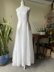 White embroidered organza wedding deb dress strappy Size 12 Classic A-line - Picture 1 of 11