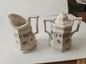 Iroquois China - THE MUSEUM COLLECTION - PERIWINKLE - Creamer And Sugar Distress - Picture 1 of 7