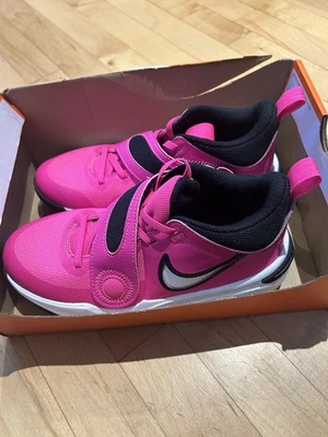Nike Youth Team Hustle D 11 GS Pink Basketball Shoes - Size 5Y - Image 1 of 3