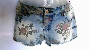 Wet Seal Floral Print HWY Jeansshorts Gr.3 Neu mit Etikett - Bild 1 von 8