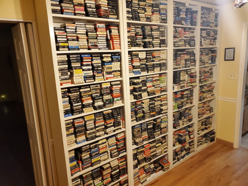 8-Track Tapes Store - 1000's On Sale - COUNTRY WESTERN LIST #2- Buy ONE or MANY Foto 1 de 1