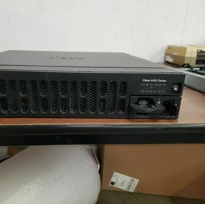 CISCO ISR4451-X/K9 4 Port GIGABIT SECURITY ROUTER Single AC Power ISR4451-X - Picture 1 of 3