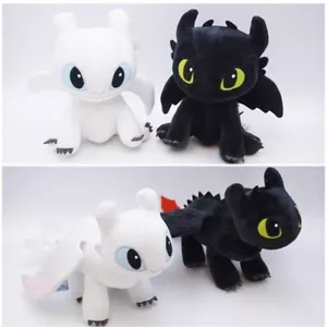 How To Train Your Dragon 3 zahnlose leichte Fury Plüschpuppe mit Etikett 25 cm - Bild 1 von 10