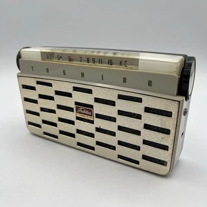 Toshiba kleines tragbares AM-Radio mit 8 Transistor - 8TM-294B - funktioniert - geringe Lautstärke - Bild 1 von 15