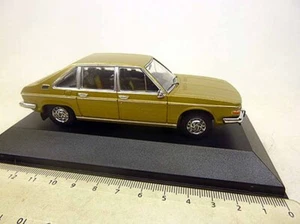 IXO IST 138 1:43 TATRA 613 1976 RDA champagne met. (K) - Imagen 1 de 2